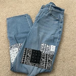 Holister patched jeans